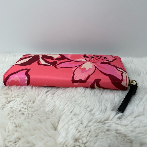 Kate Spade Black Pink Red White Floral Wallet Gently Used - Picture 3 of 5
